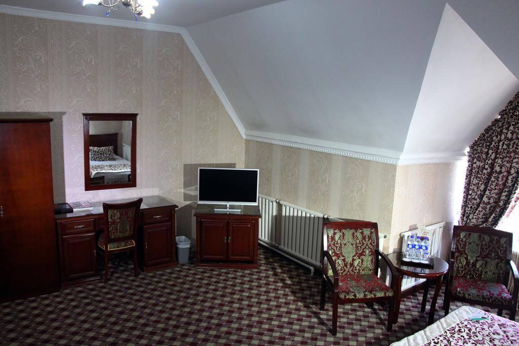 Asia Tashkent Hotel Extérieur photo