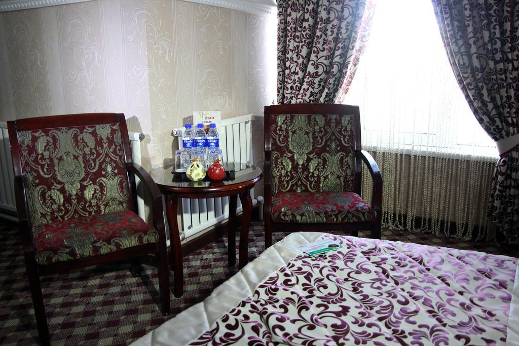 Asia Tashkent Hotel Extérieur photo